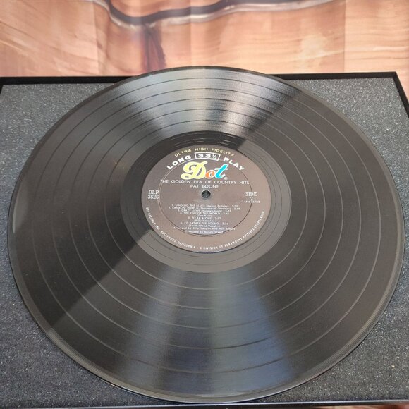 Vintage LP Vinyl Record Pat Boone - The Golden Era of Country Hits 1965 - Picture 4 of 4